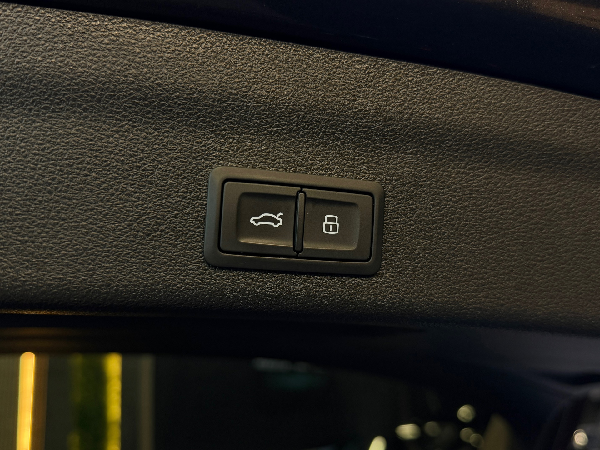 Foto van Audi A6 Avant 55 TFSI E