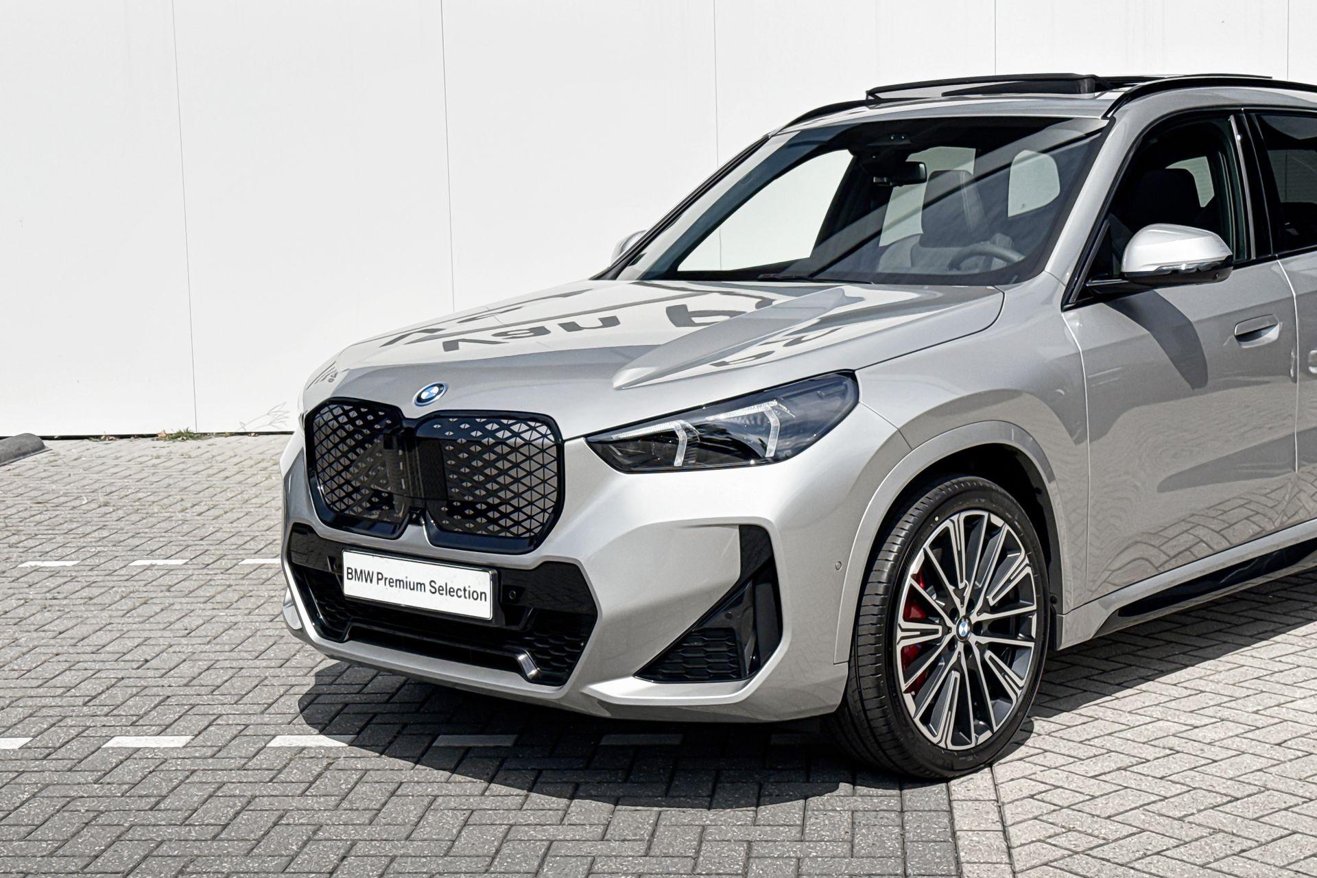 Foto van BMW Ix1 Edrive20