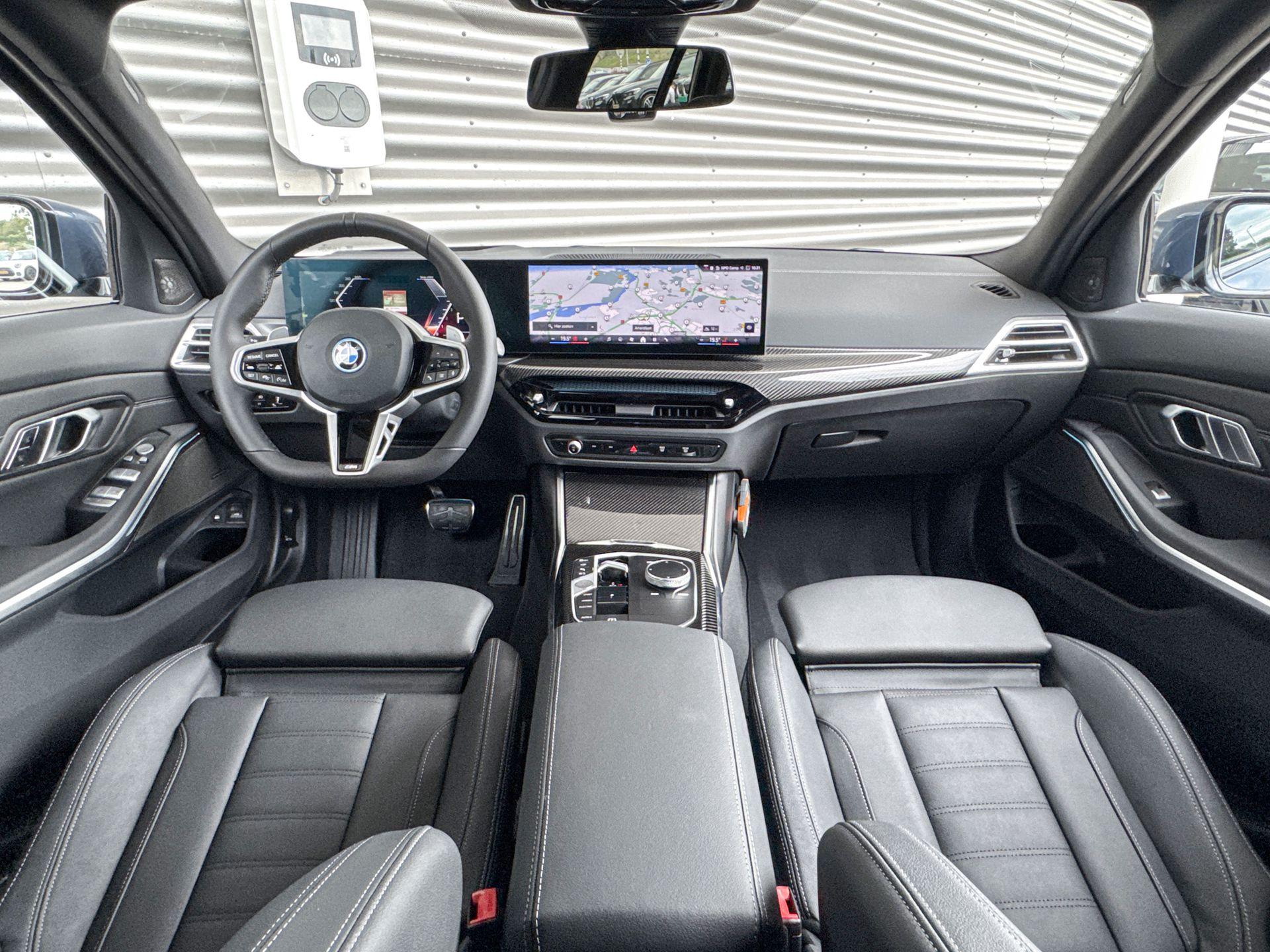 Foto van BMW 330e