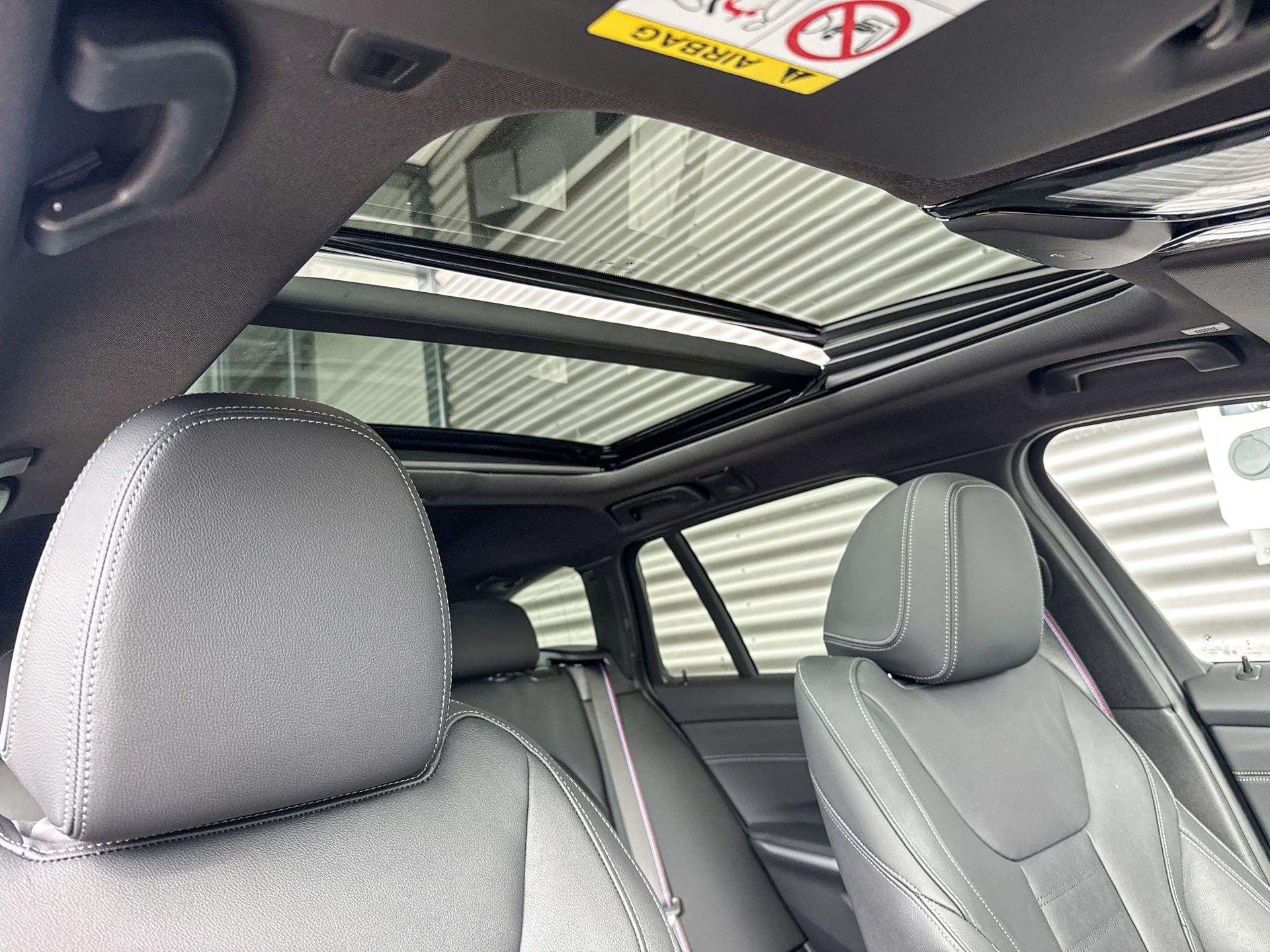 Foto van BMW 330e