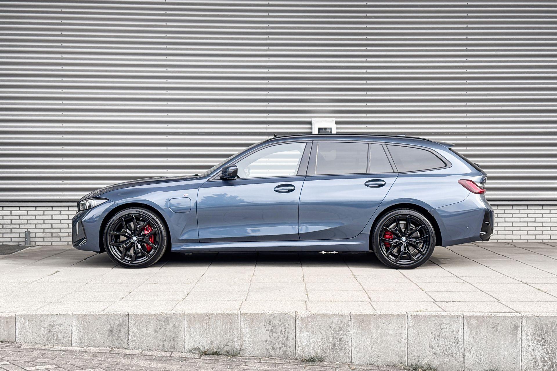 Foto van BMW 330e