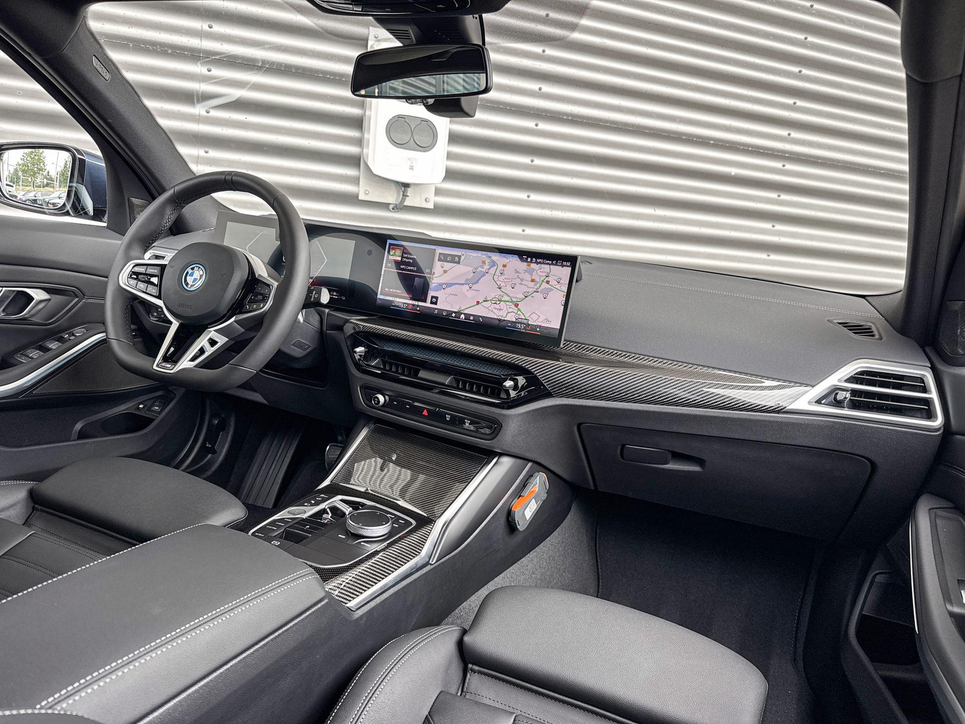 Foto van BMW 330e