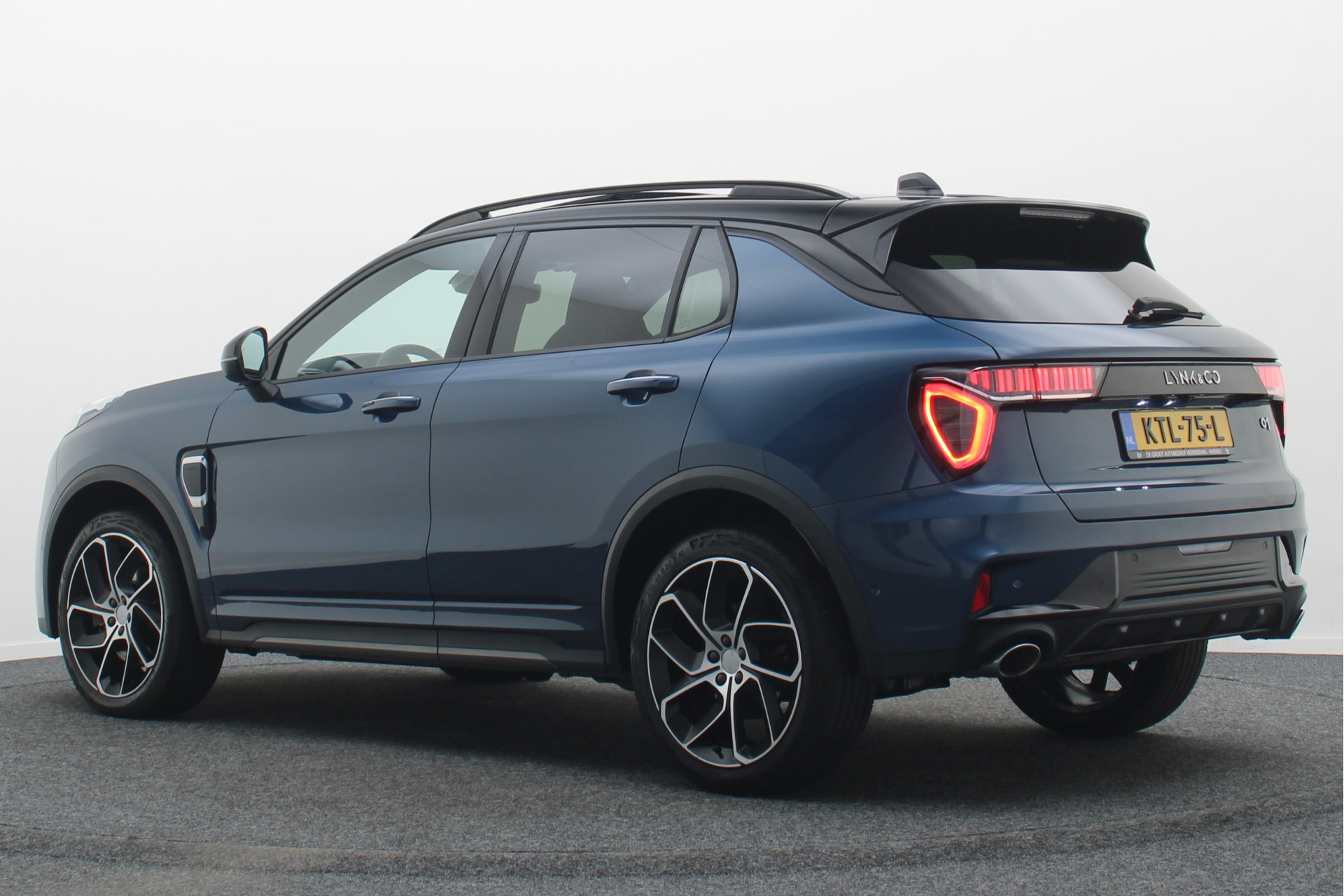 Foto van Lynk&co LYNK & Co 01