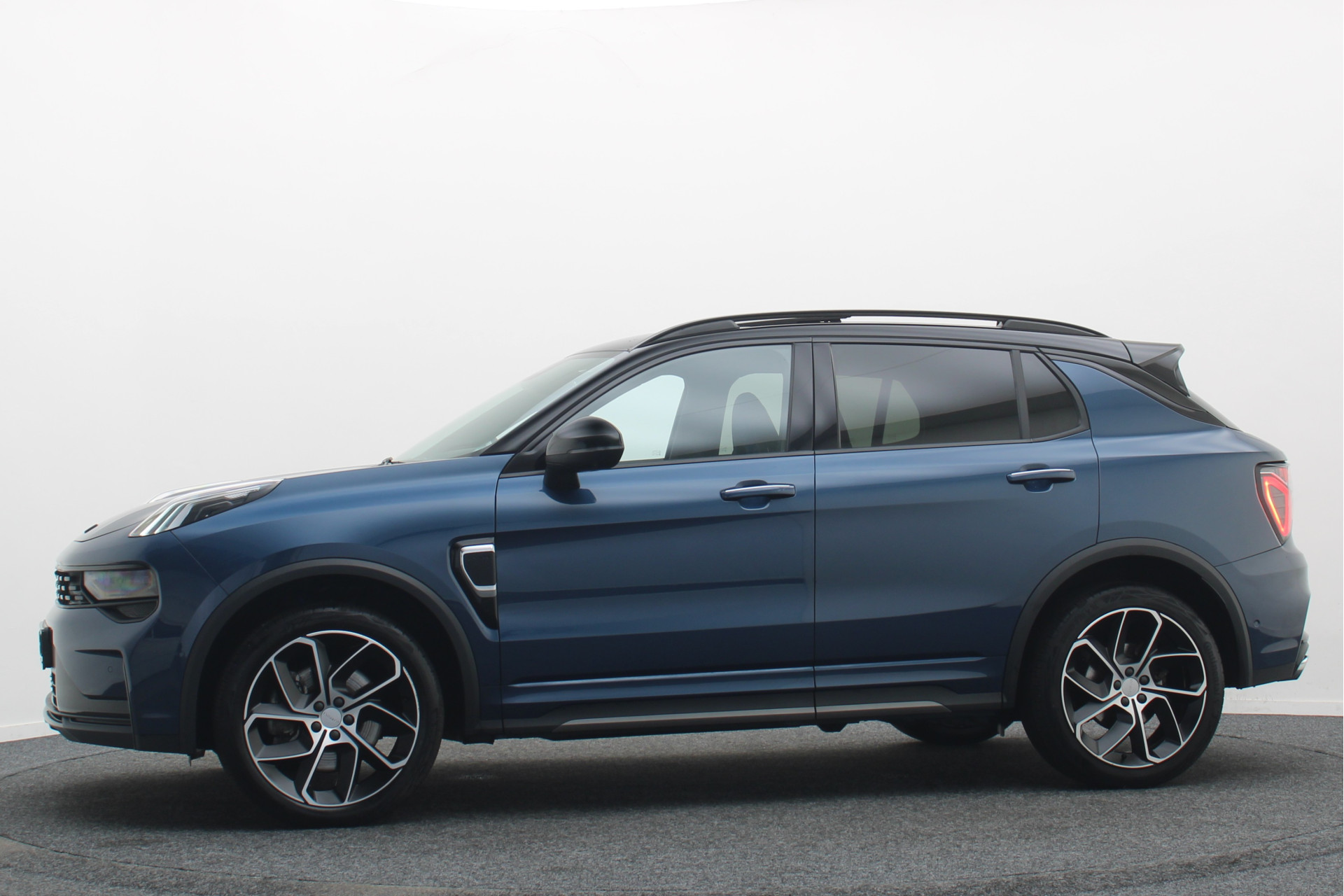 Foto van Lynk&co LYNK & Co 01