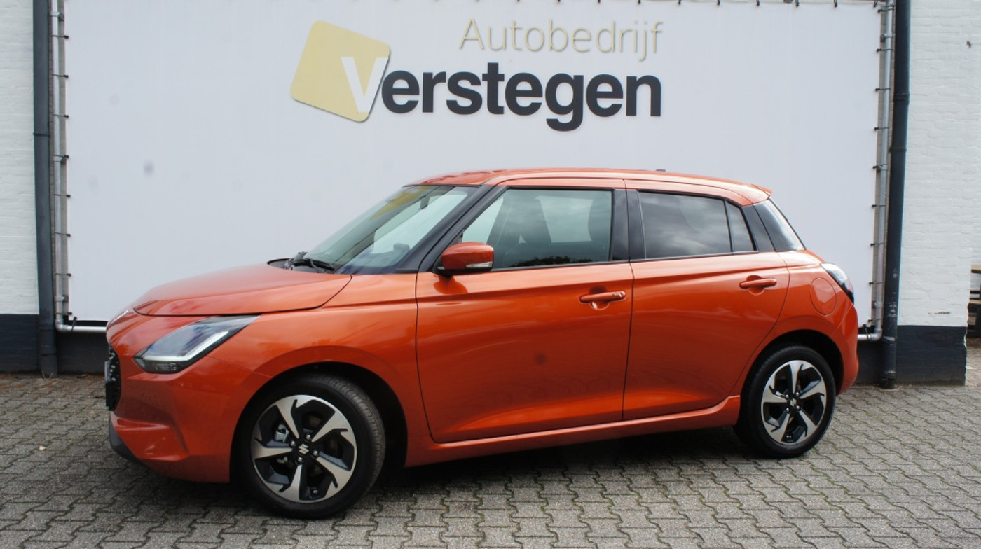 Suzuki Swift 1.2 Style SmartHyb. 2026 - voorkant