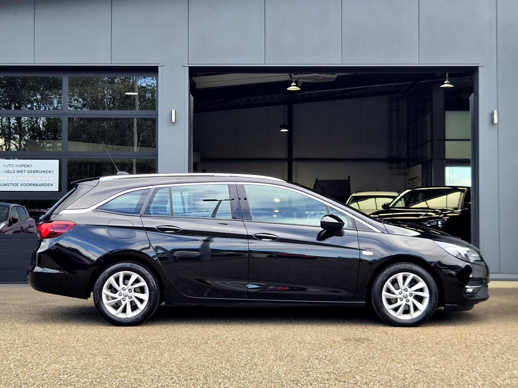 Foto van Opel Astra Sports Tourer
