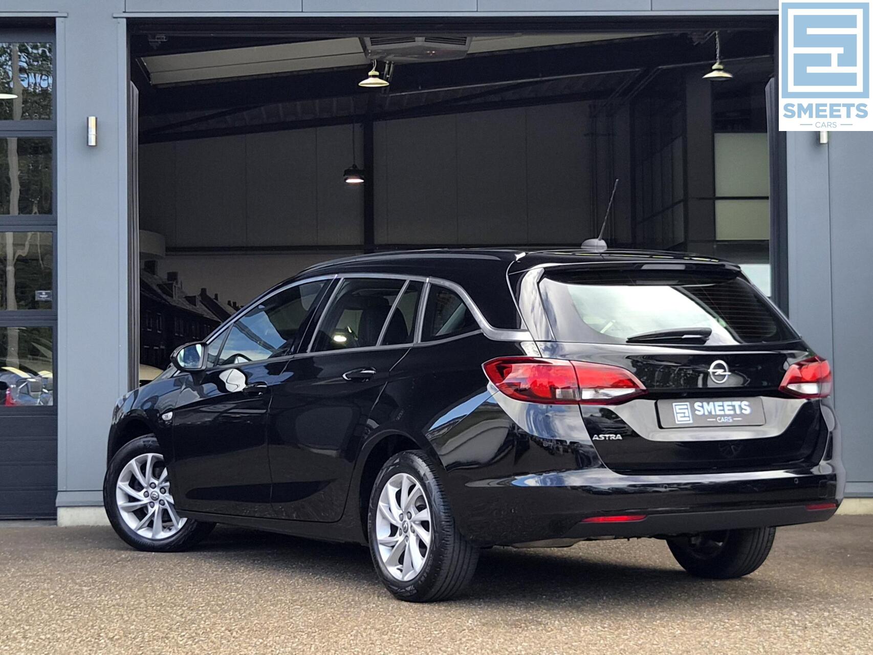 Foto van Opel Astra Sports Tourer