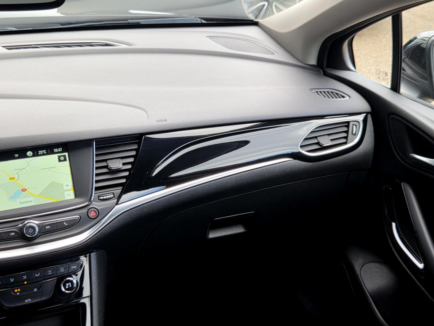 Foto van Opel Astra Sports Tourer