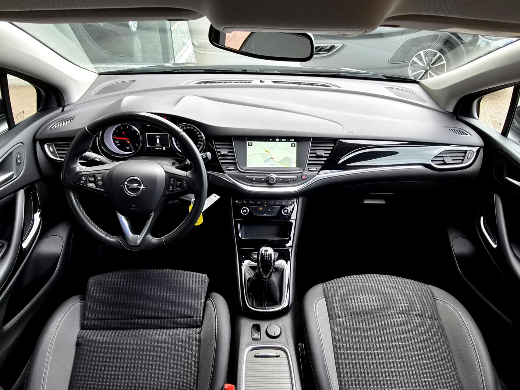 Foto van Opel Astra Sports Tourer