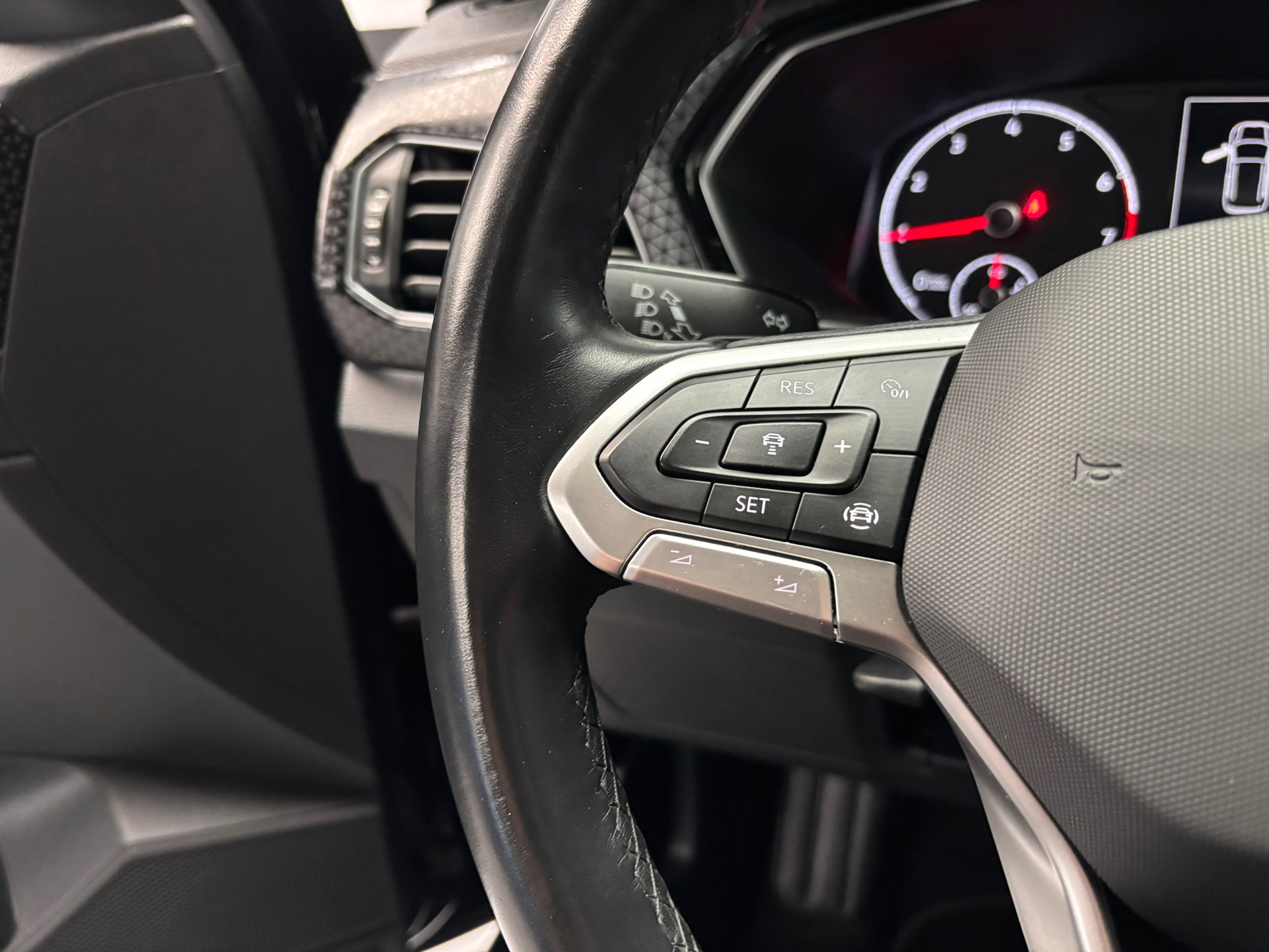 Foto van Volkswagen T-cross
