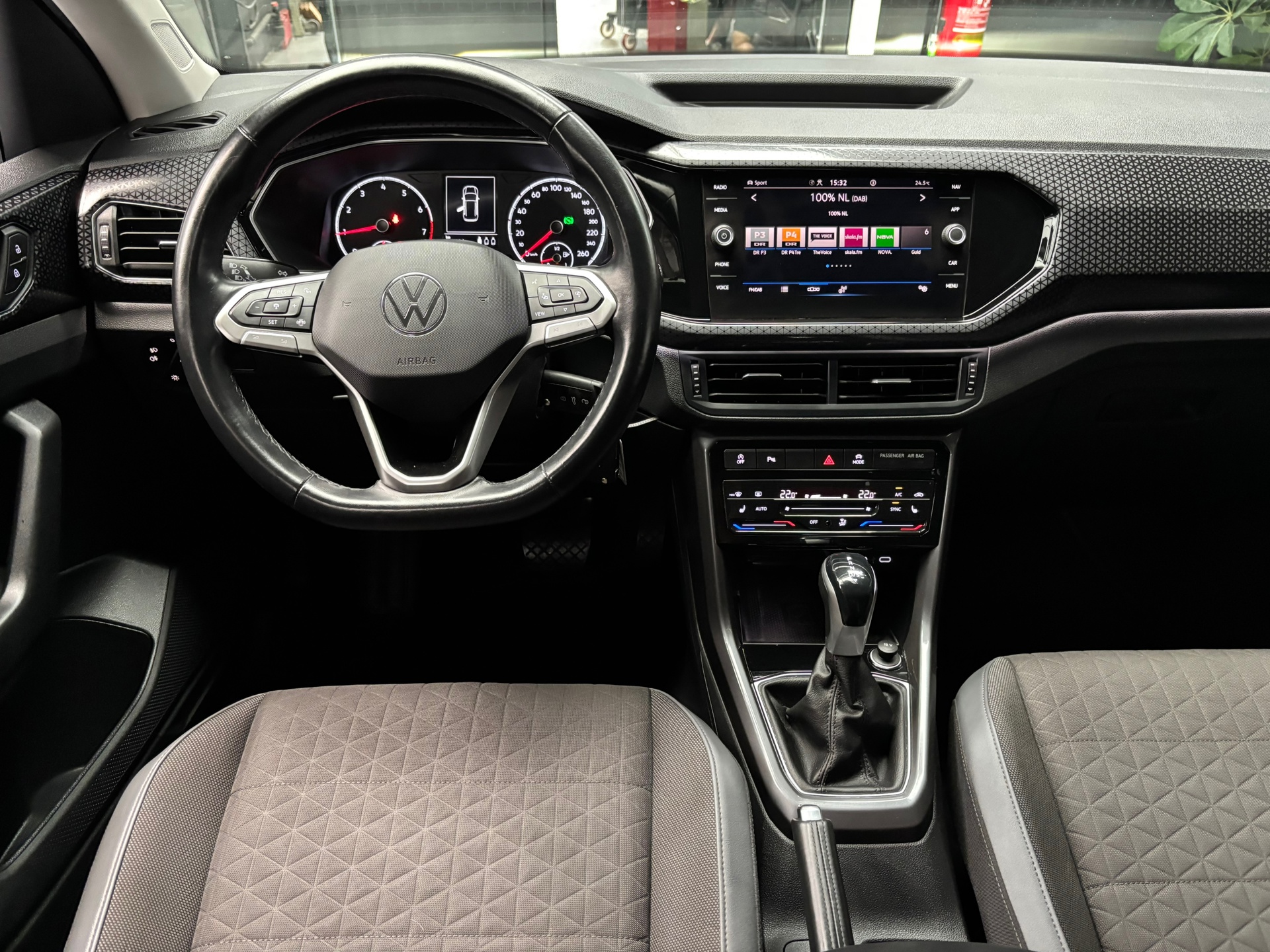 Foto van Volkswagen T-cross