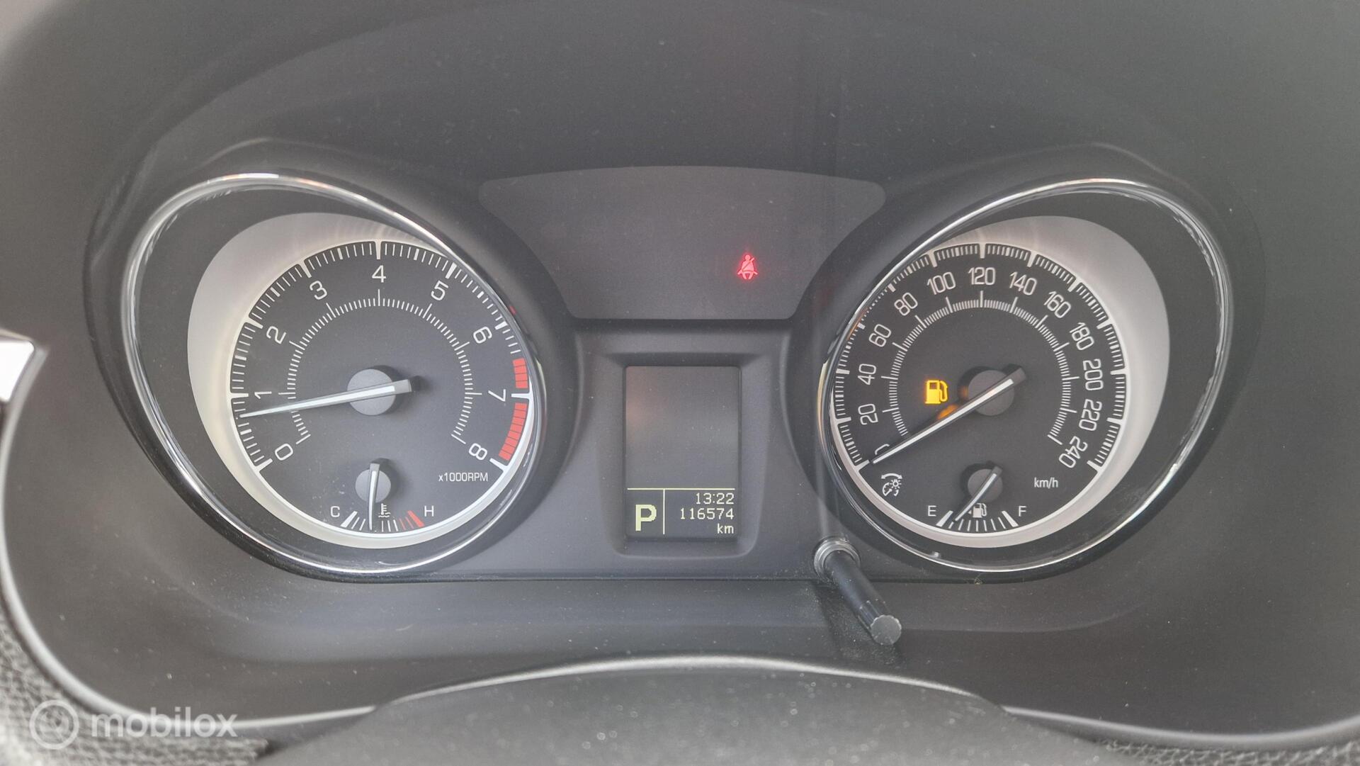 Foto van Suzuki Kizashi