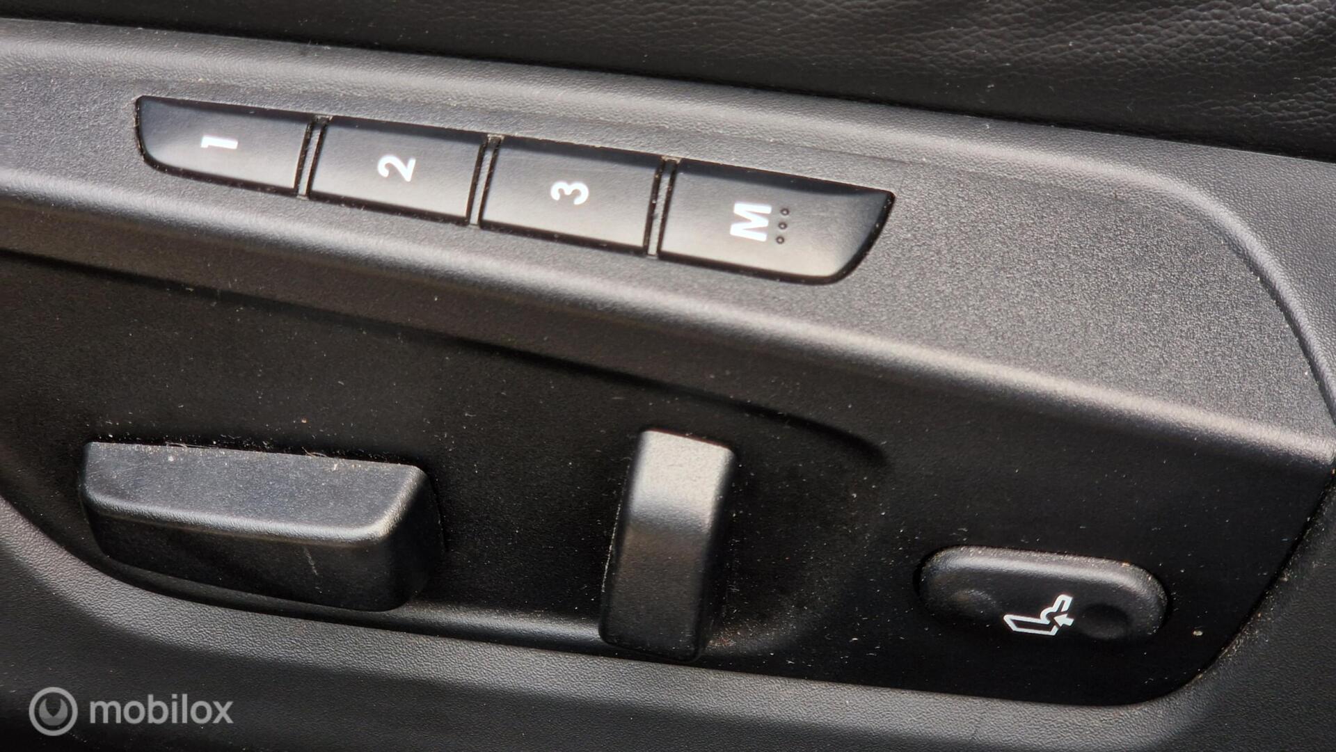Foto van Suzuki Kizashi