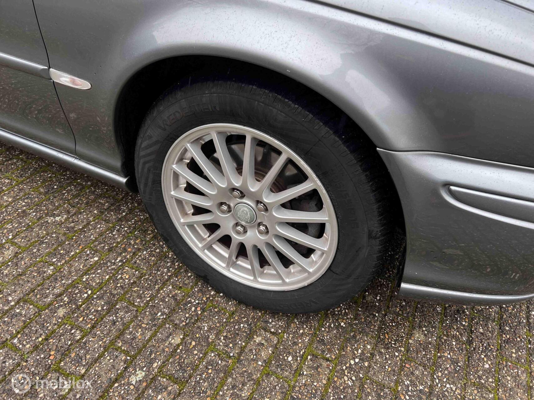 Foto van Jaguar X-type 2.0 V6