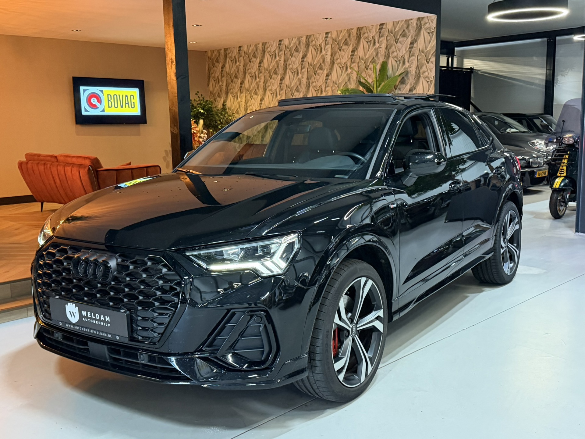 Foto van Audi Q3 Sportback E-tron