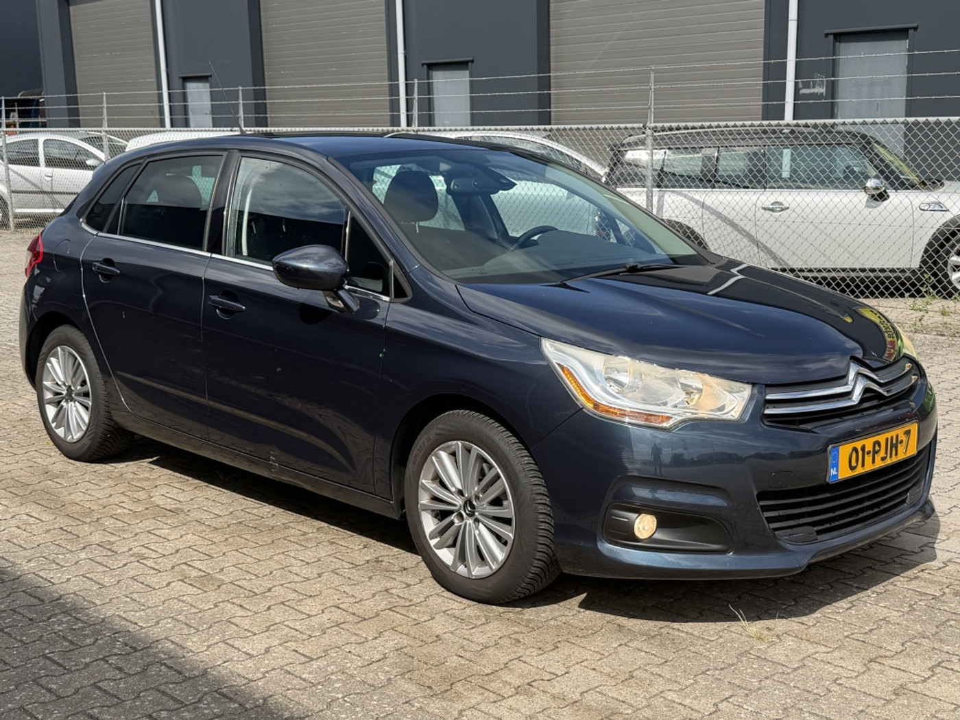 Citroen C4 1.6 VTi Airco Navi Cruise Apk:2-2027 2011 - voorkant
