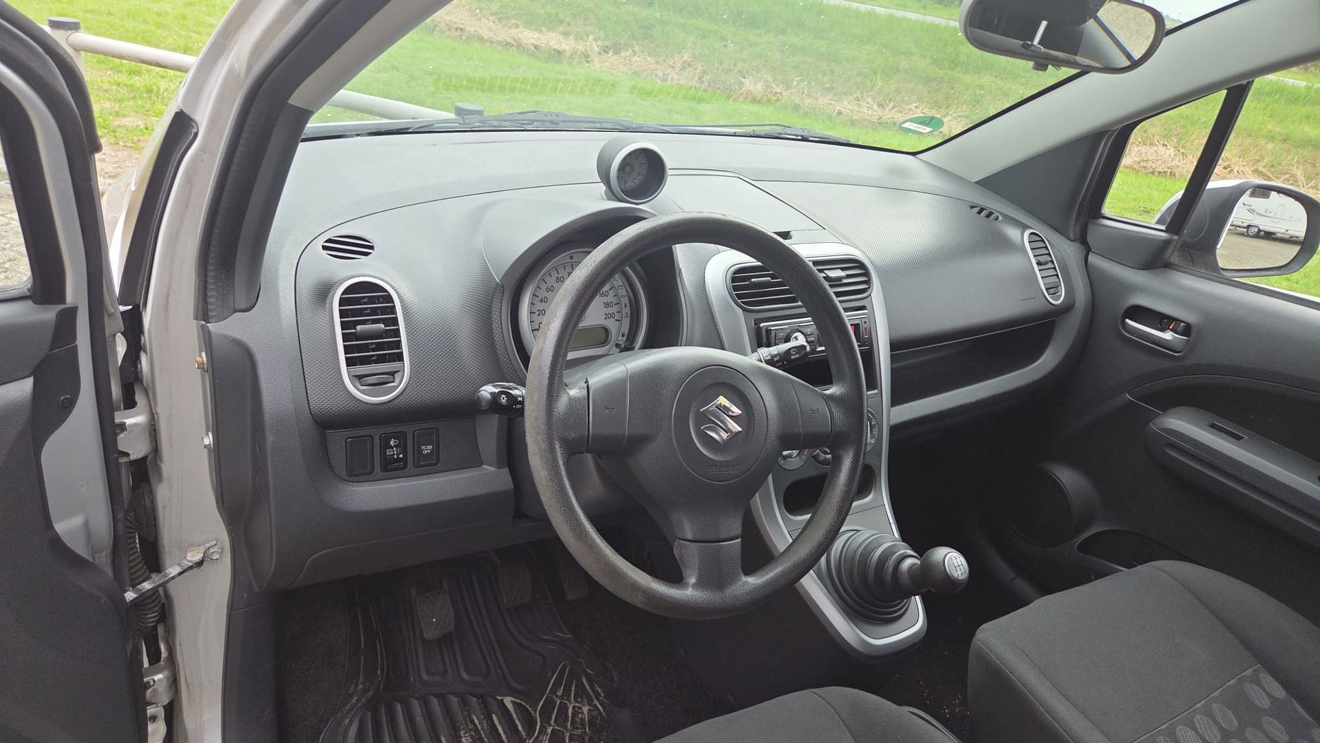 Foto van Suzuki Splash