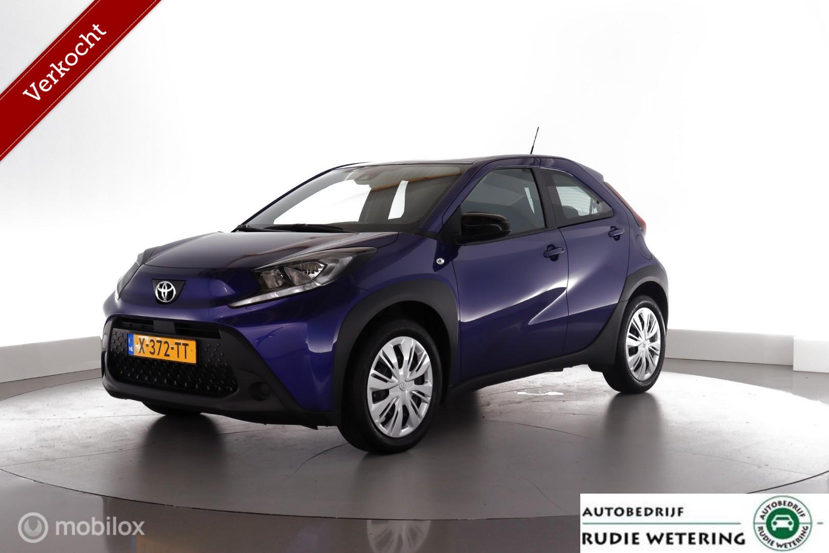 Toyota Toyota Aygo X 1.0 VVT-i MT Play NLauto|cam|dab|applecarplay|acc 2024 - voorkant