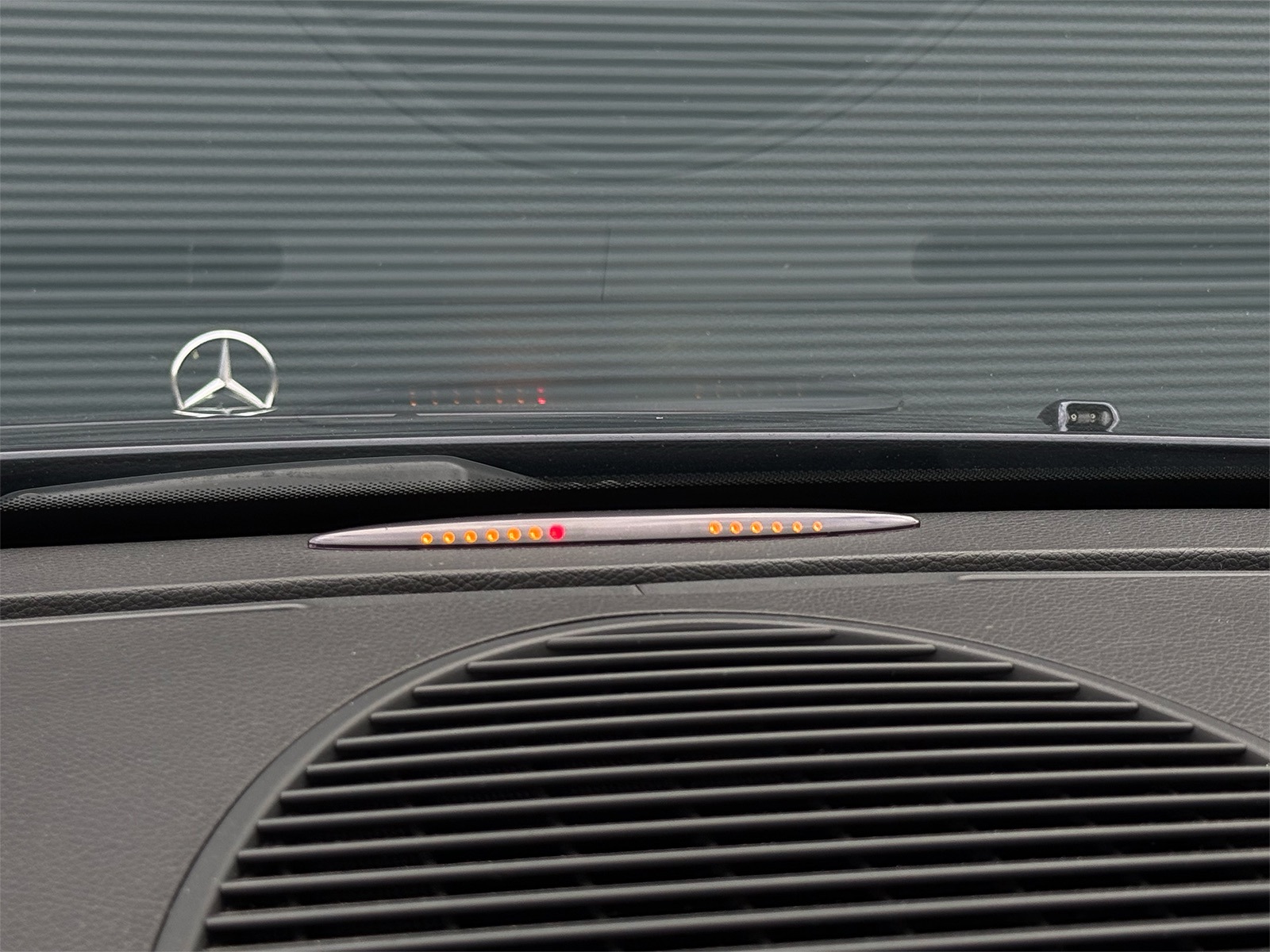 Foto van Mercedes-Benz E 500