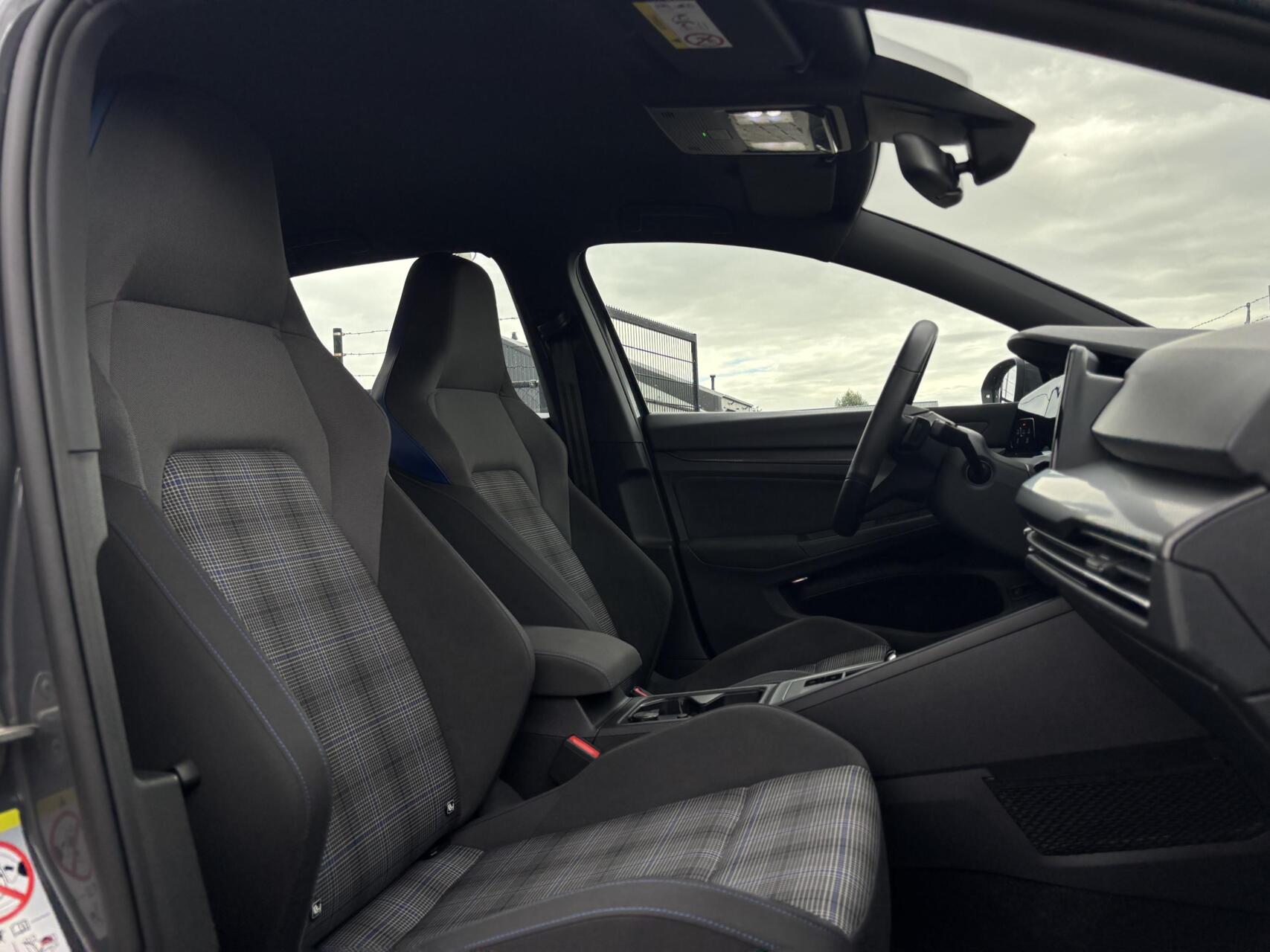 Foto van Volkswagen Golf GTE