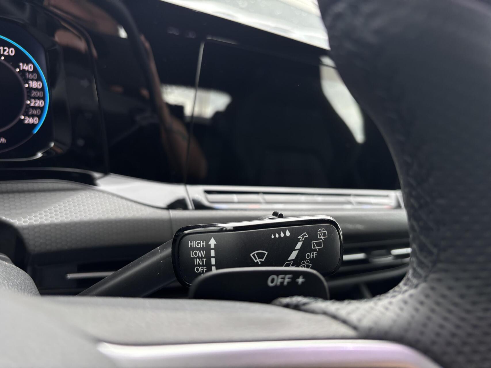 Foto van Volkswagen Golf GTE