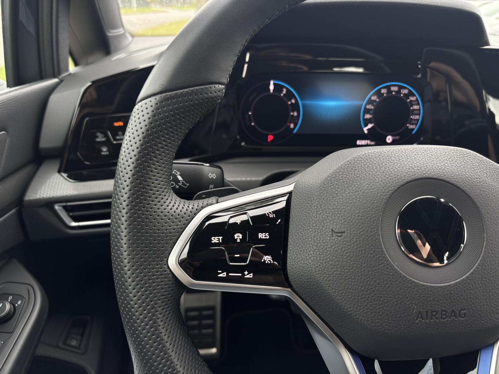 Foto van Volkswagen Golf GTE