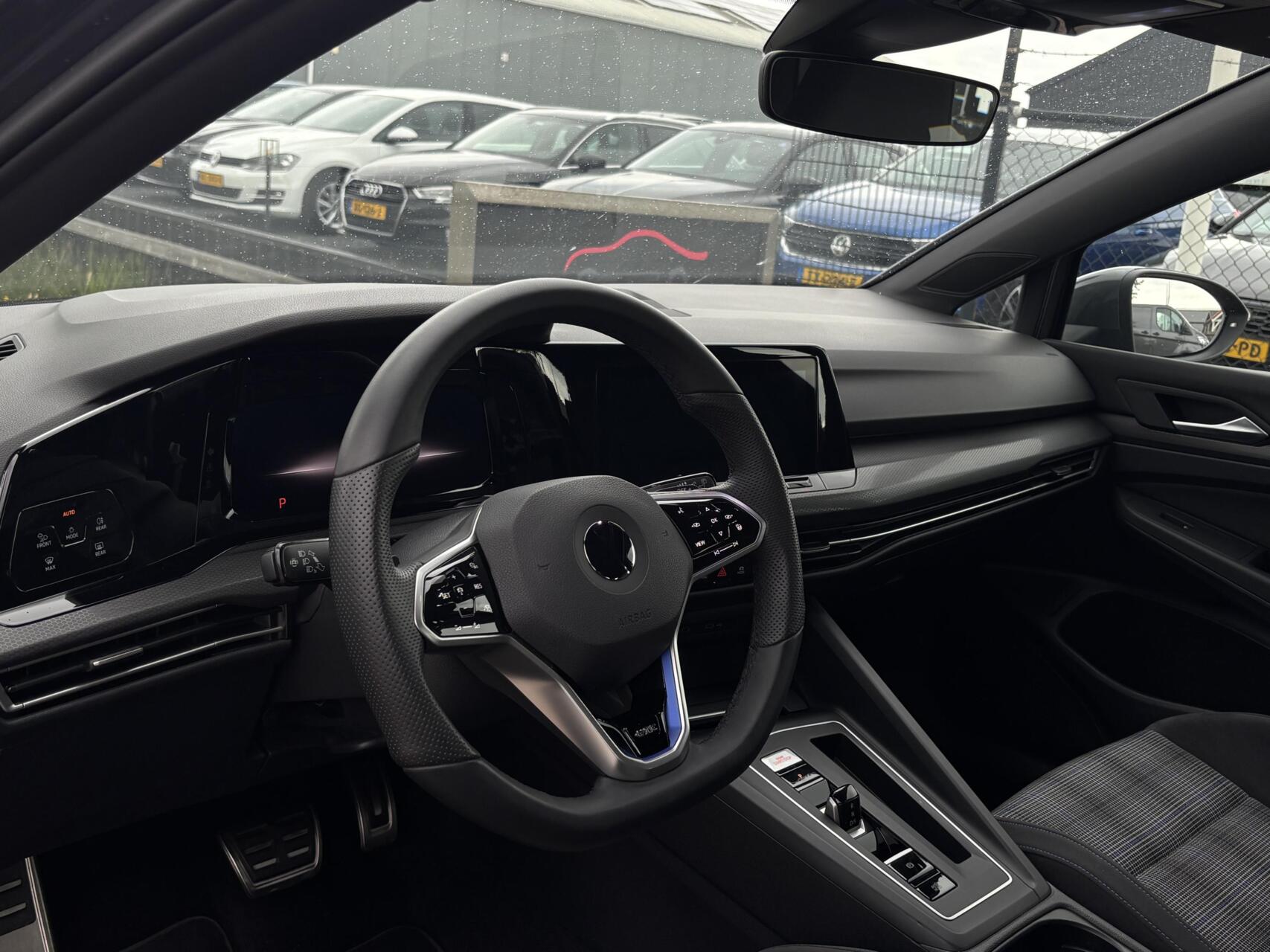 Foto van Volkswagen Golf GTE
