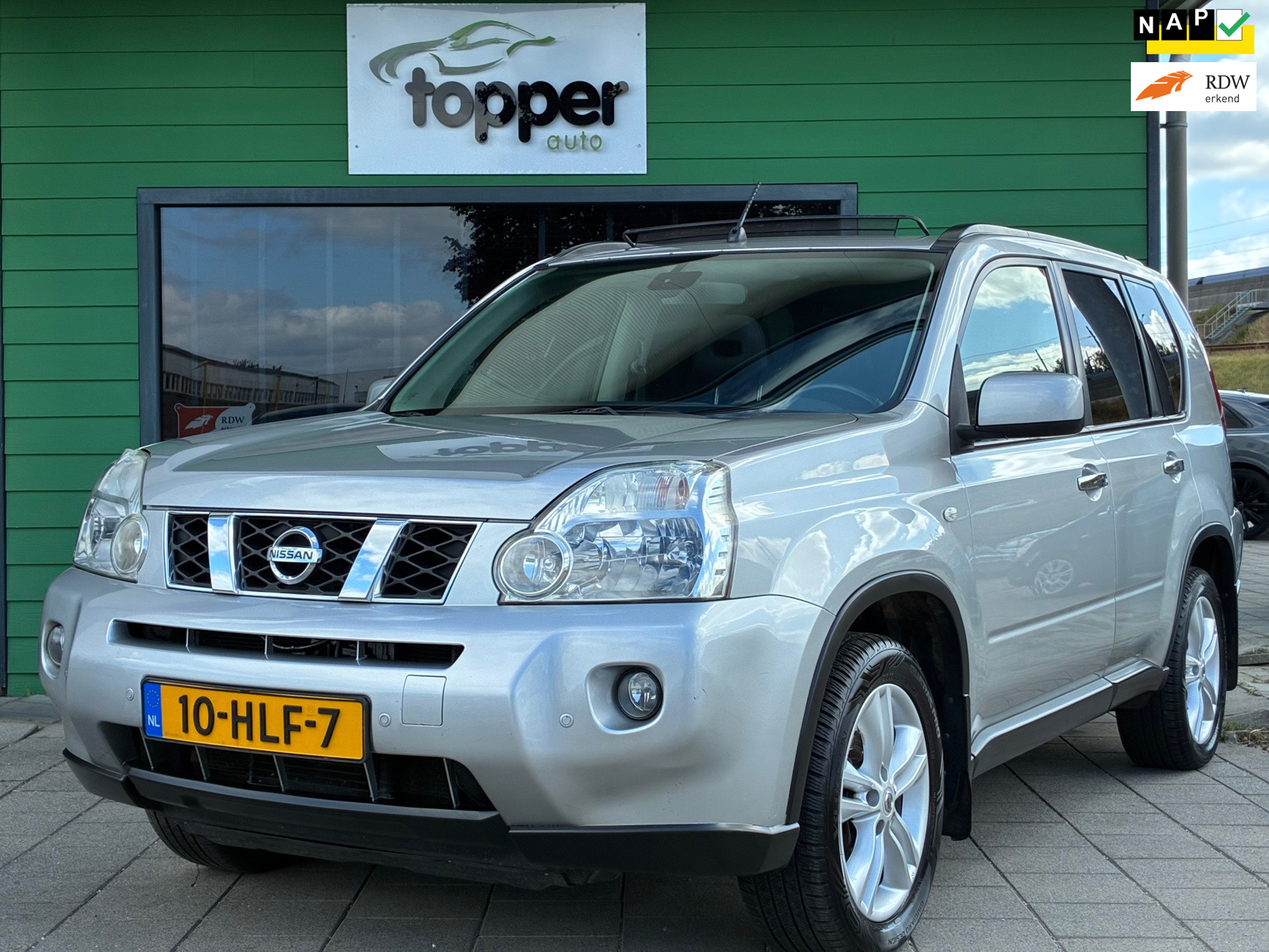 Nissan Nissan X-trail 2.0 LE 4x4|Automaat|Panoramadak|Cruise|Climatronic|Trekhaak|PDC|NAP| 2009 - voorkant