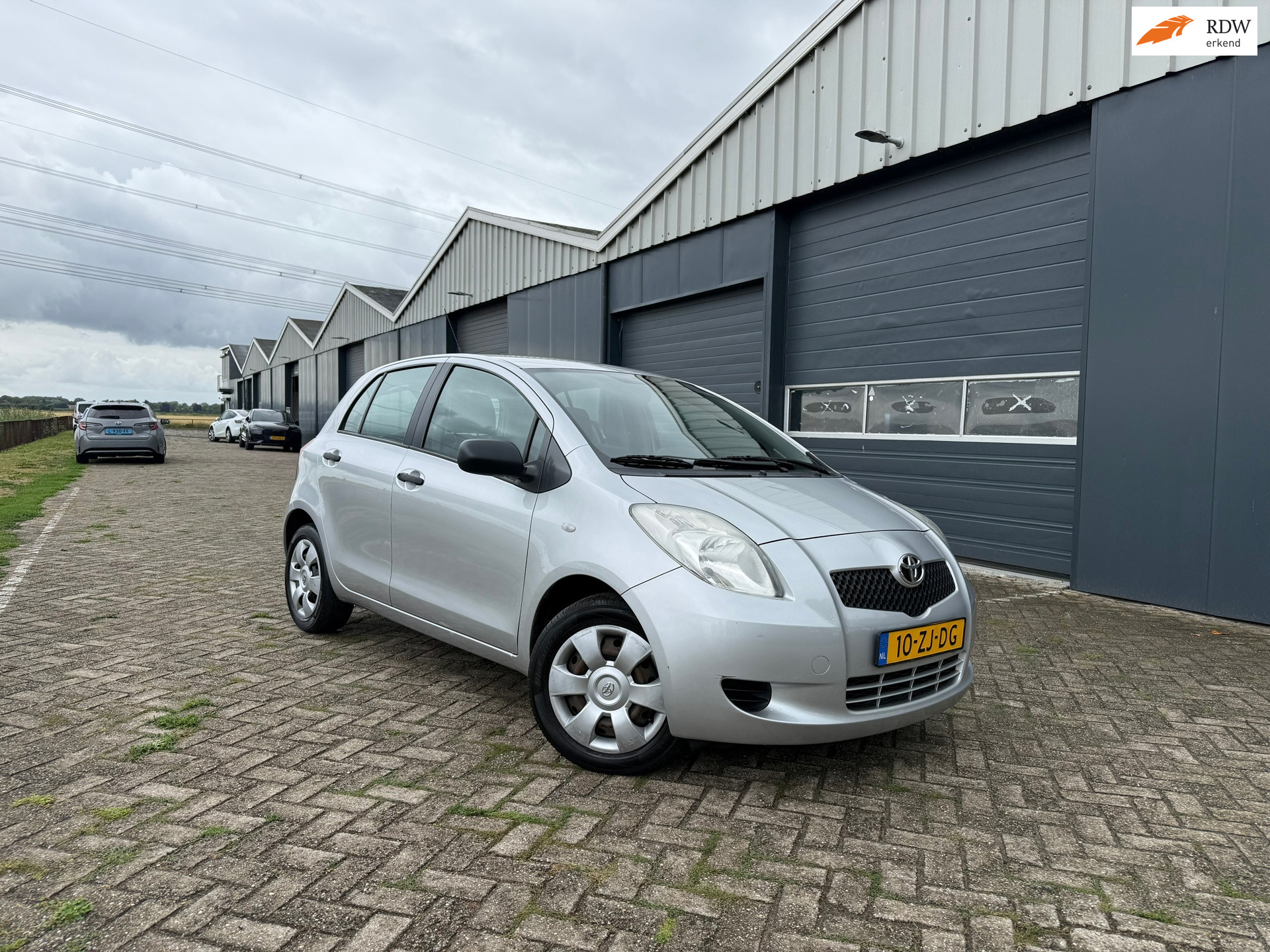 Toyota Toyota Yaris 1.3 VVTi Terra Airco/2e Eigenaar/OH 2006 - voorkant
