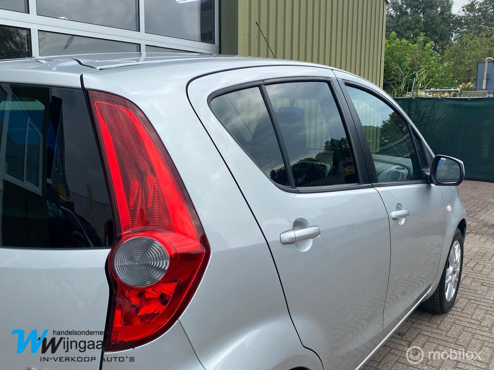 Foto van Opel Agila
