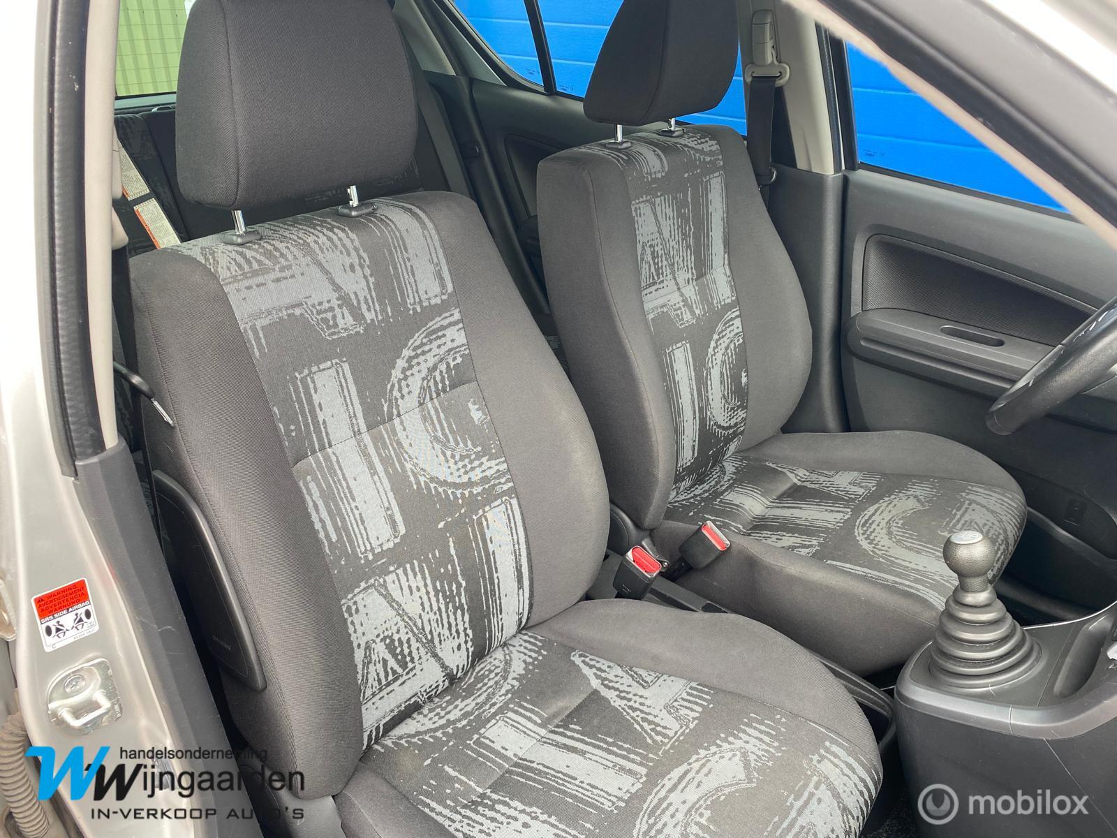 Foto van Opel Agila
