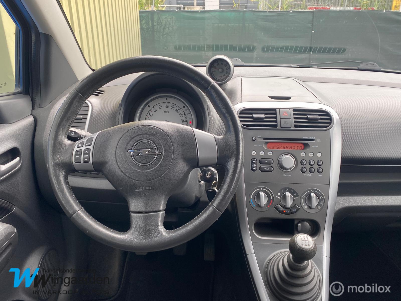 Foto van Opel Agila