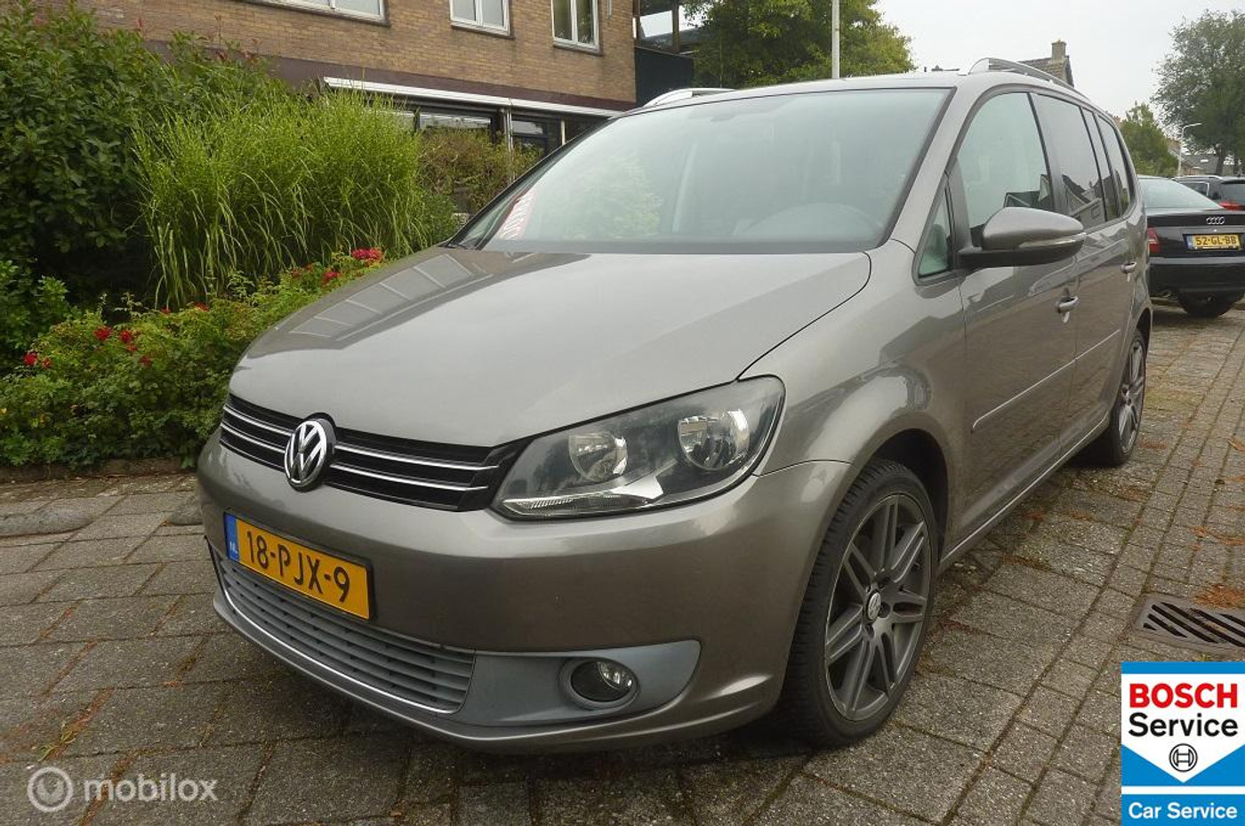 Volkswagen Touran 1.4 TSI Comfortline 2011 - voorkant