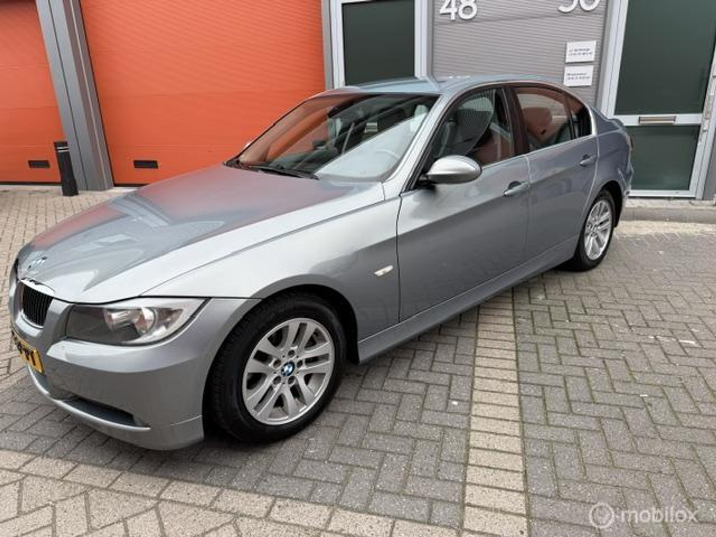 BMW 3er Reihe 325i Executive AUTOMAAT-NL AUTO-KM NAP- EXTR'S 2006 - voorkant