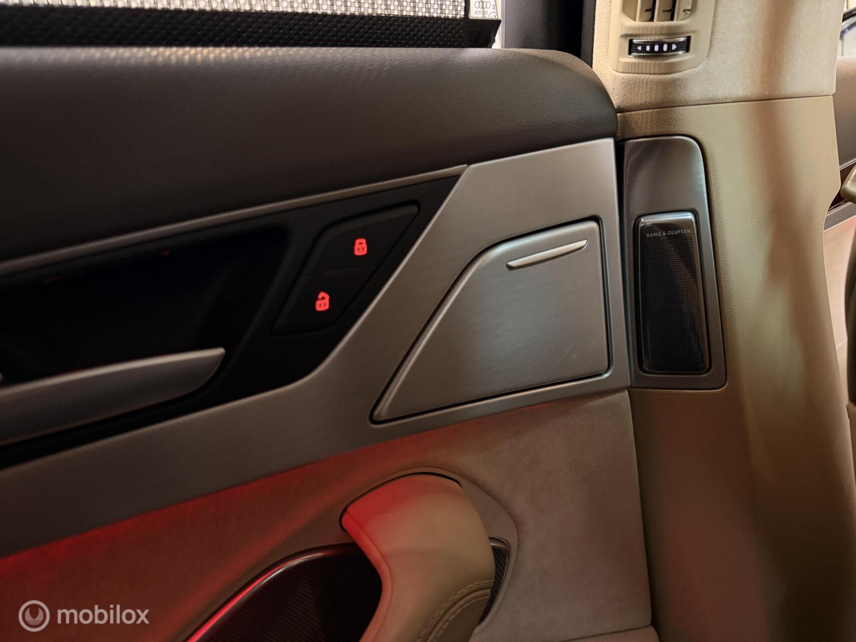 Foto van Audi A8
