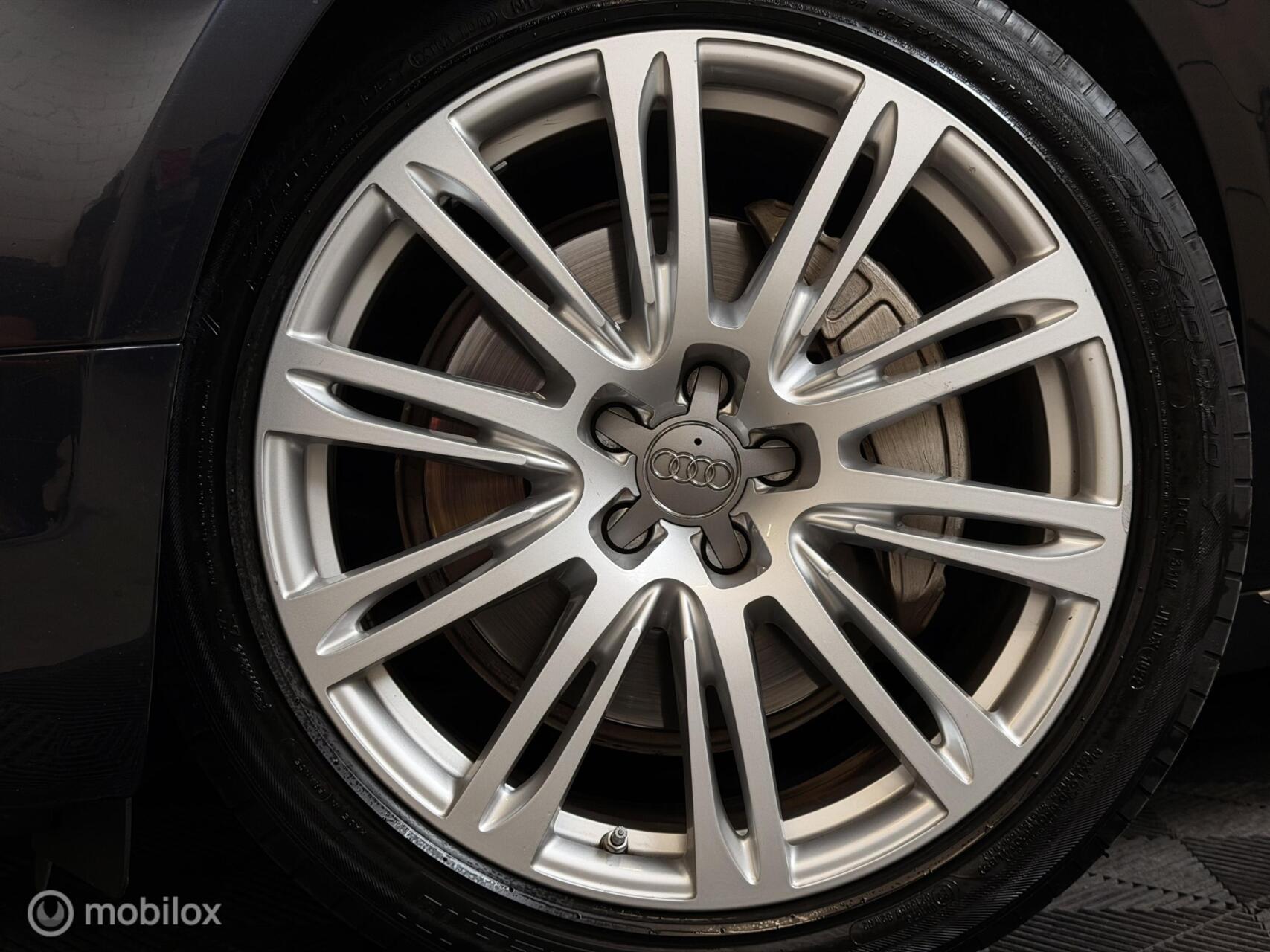 Foto van Audi A8