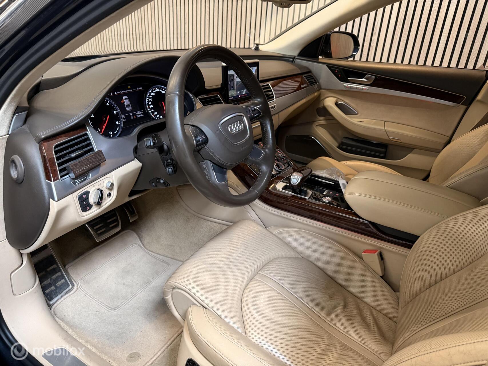 Foto van Audi A8