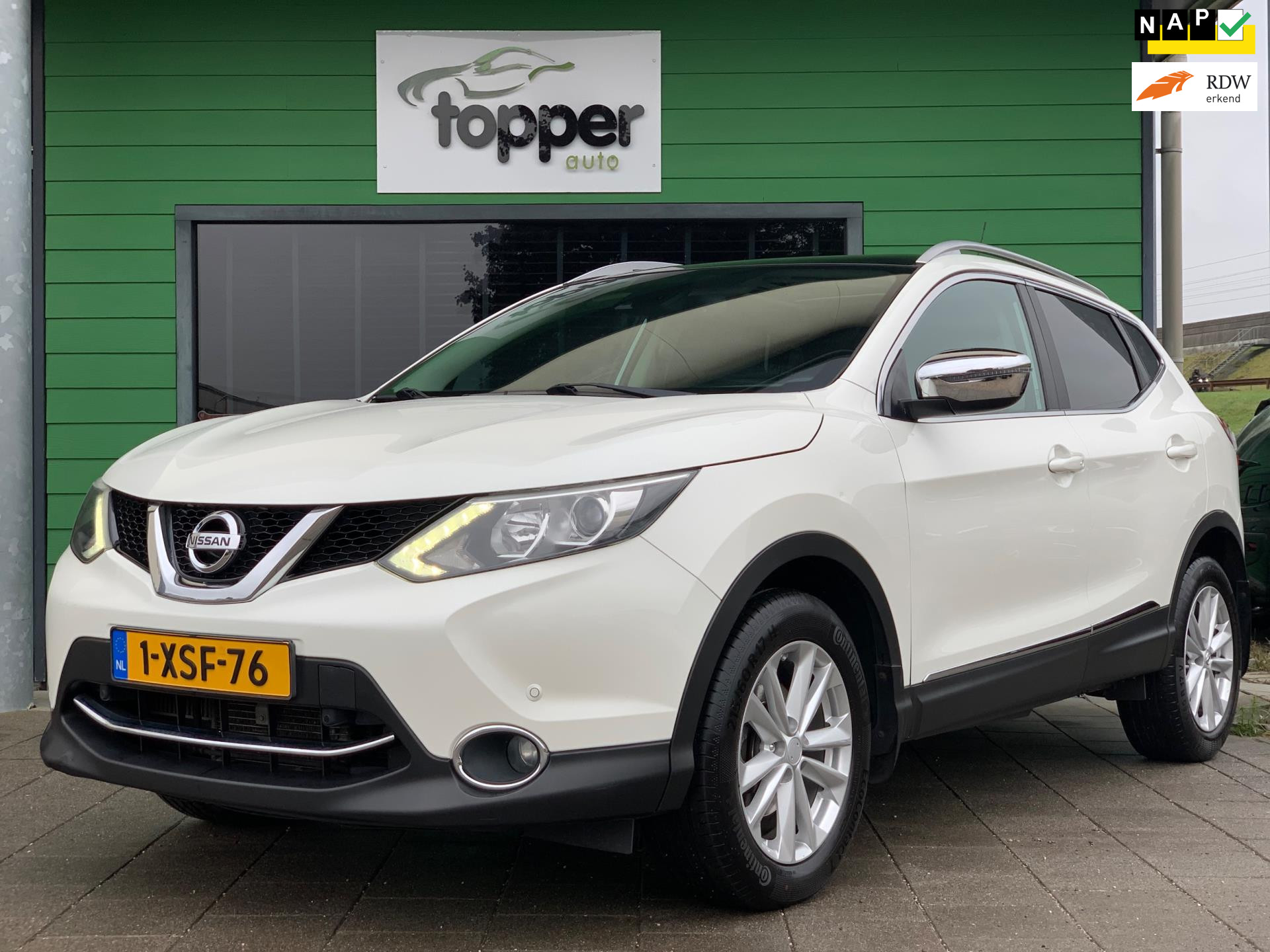 Nissan Nissan Qashqai 1.2 Connect Edition|2e Eigenaar|Automaat|Panoramadak|Navigatie|CruiseControl|Climatronic| 2014 - voorkant