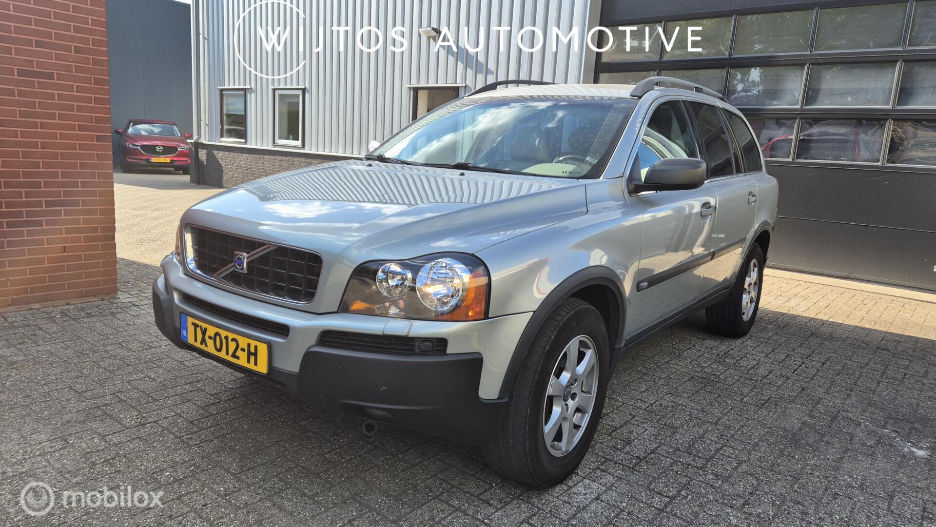 Volvo Xc90 2.5 T, leer, trekhaak, navi 2003 - voorkant