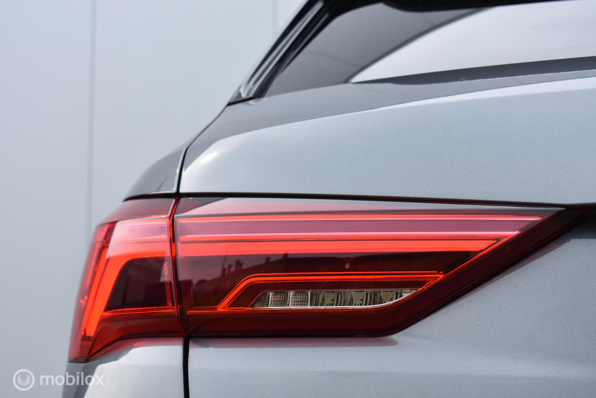 Foto van Audi Q3 E-tron