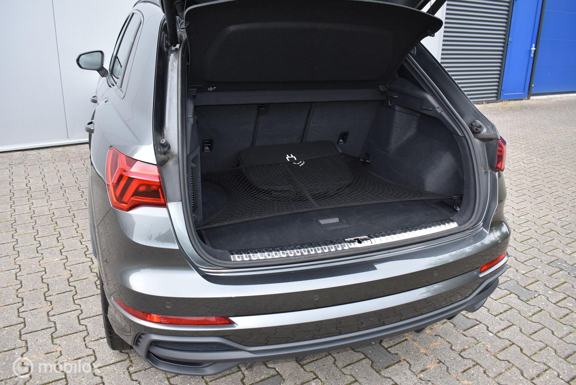 Foto van Audi Q3 E-tron