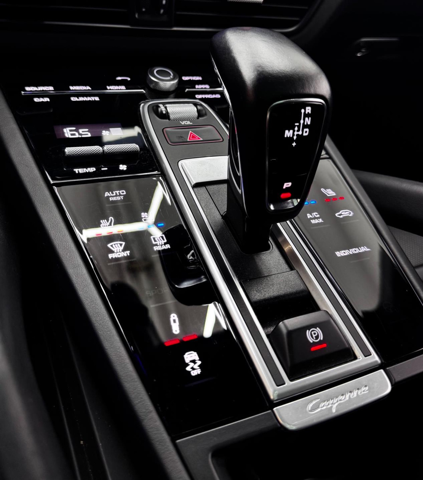 Foto van Porsche Cayenne E-hybrid