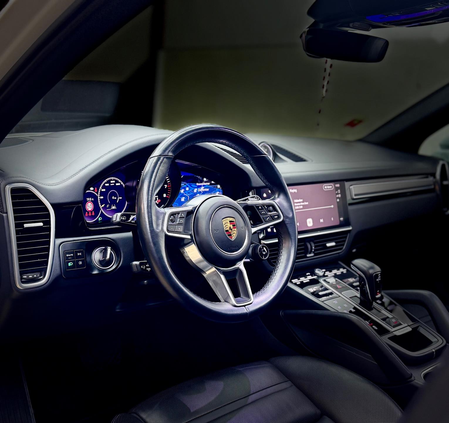 Foto van Porsche Cayenne E-hybrid