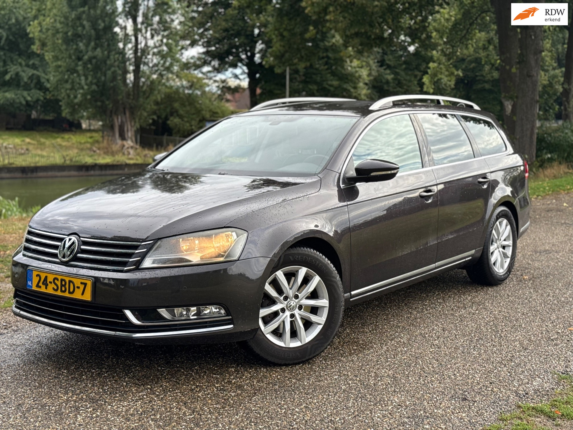 Volkswagen Passat 1.4 TSI Highline BlueMotion|Automaat|Airco|Trekhaak 2011 - voorkant
