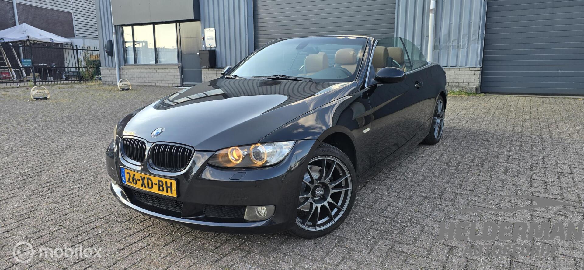 BMW 3er Reihe 320i Executive 2007 - voorkant