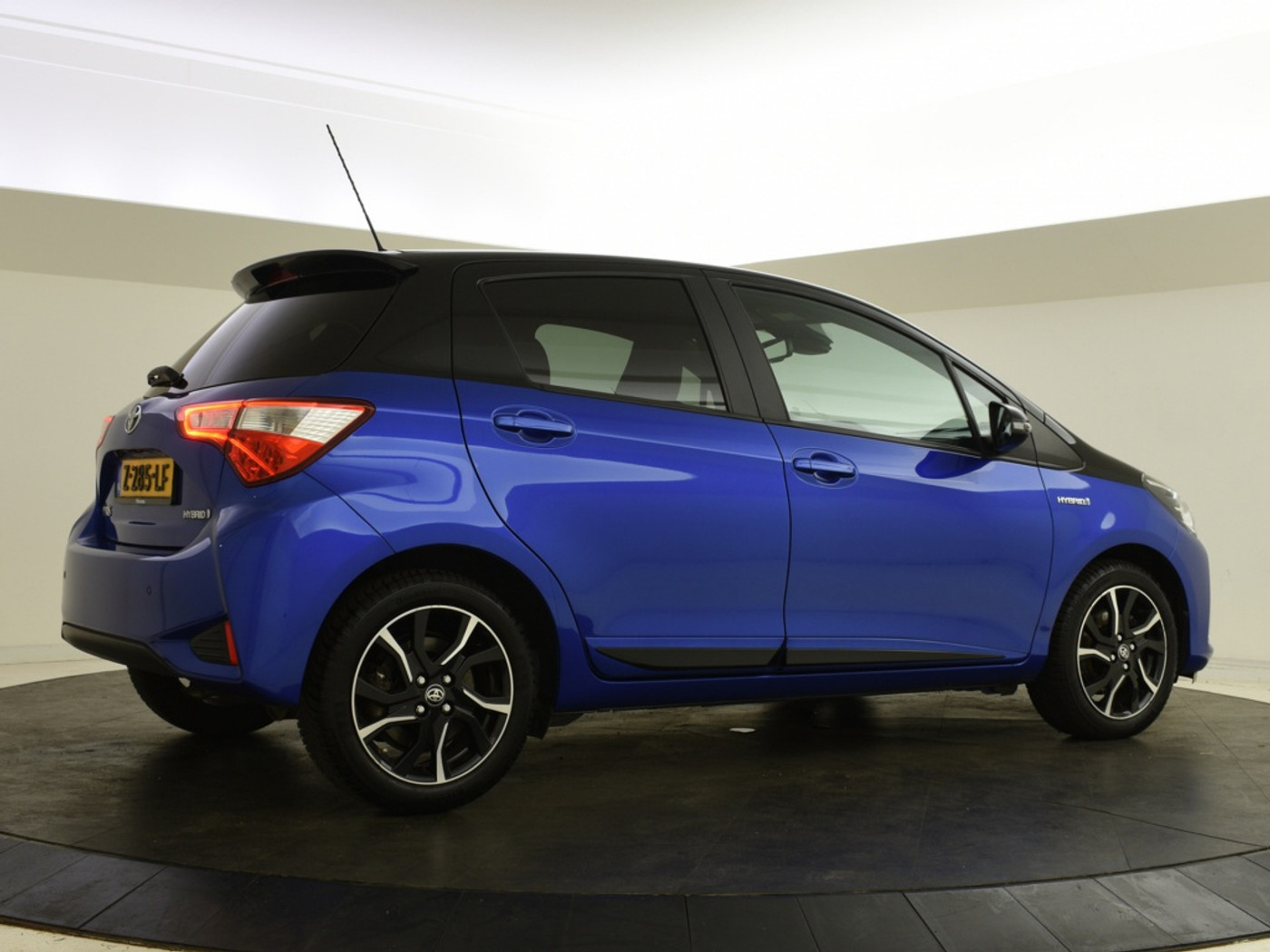 Foto van Toyota Toyota Yaris Hybrid