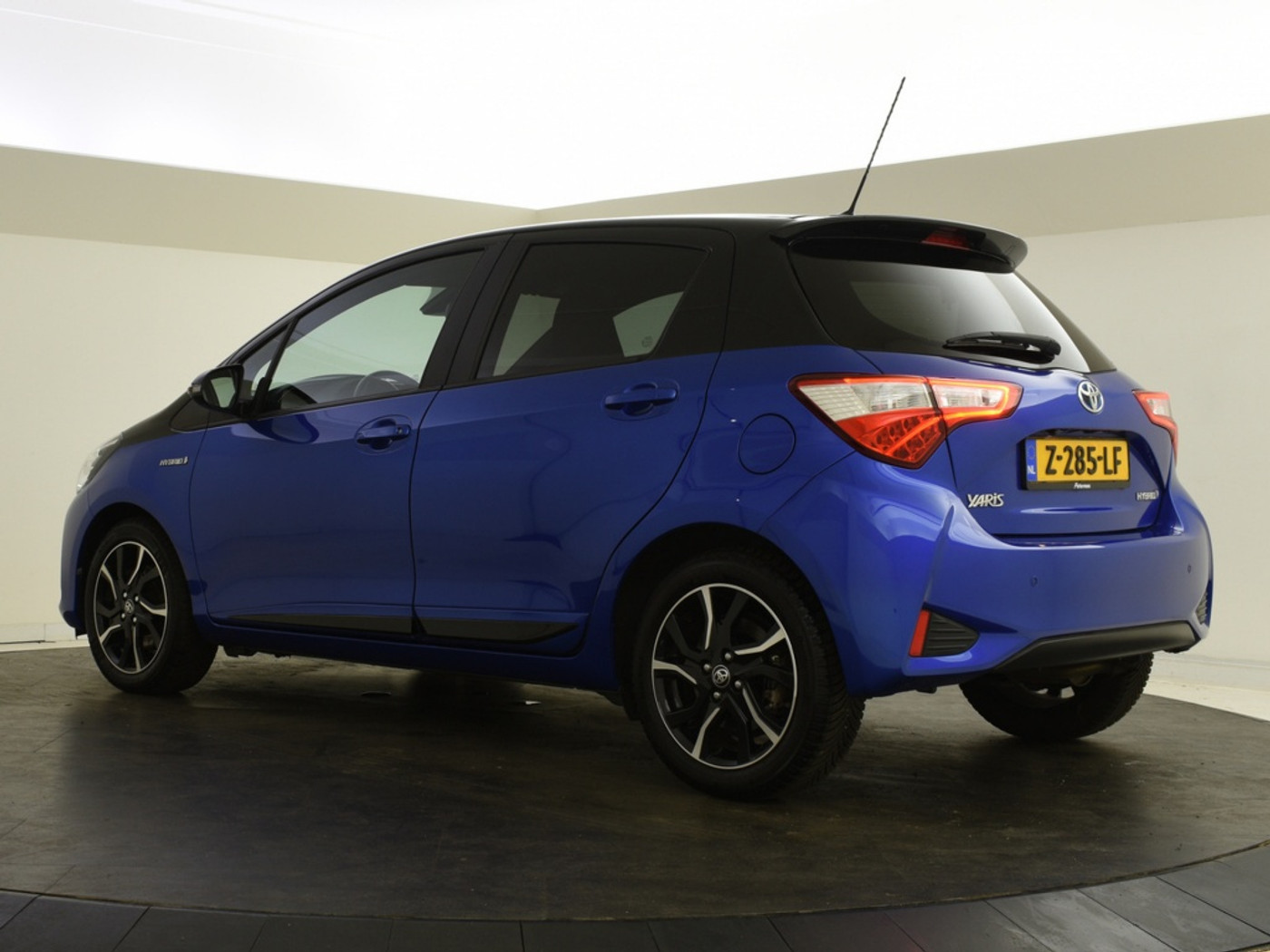 Foto van Toyota Toyota Yaris Hybrid