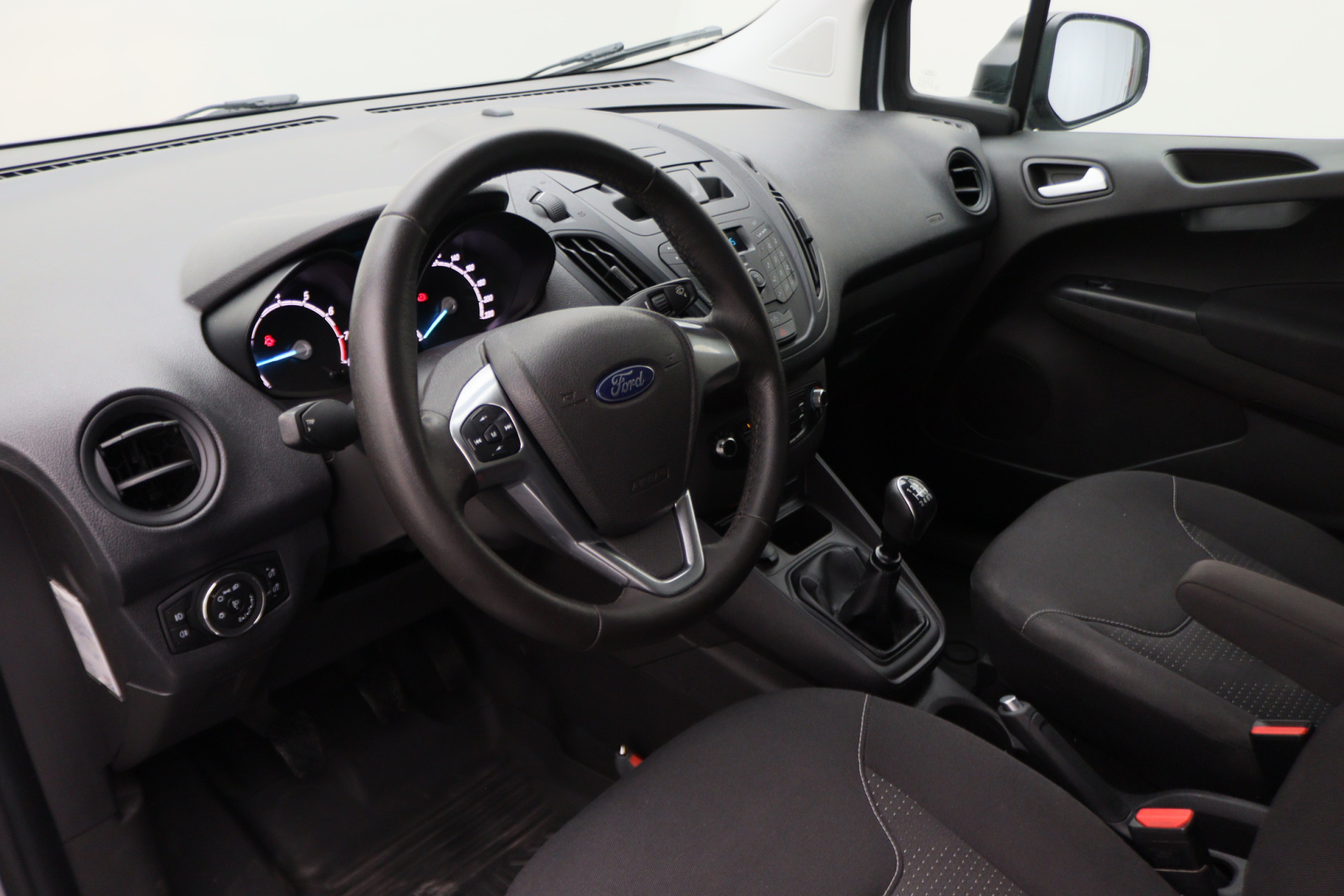 Foto van Ford Transit Courier