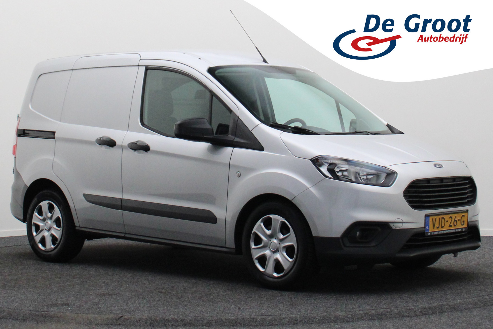 Ford Transit Courier 1.0 Trend EcoBoost S&S 2021 - voorkant