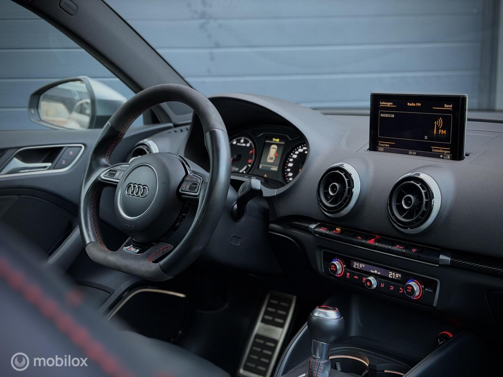 Foto van Audi RS 3 Sportback